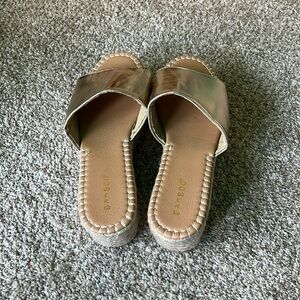Gold bamboo espadrilles